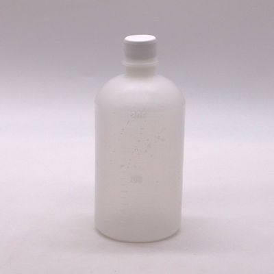 Garrafa líquida de 100 ml/200 ml PE com balança e tampa de segurança para crianças incluída na oferta